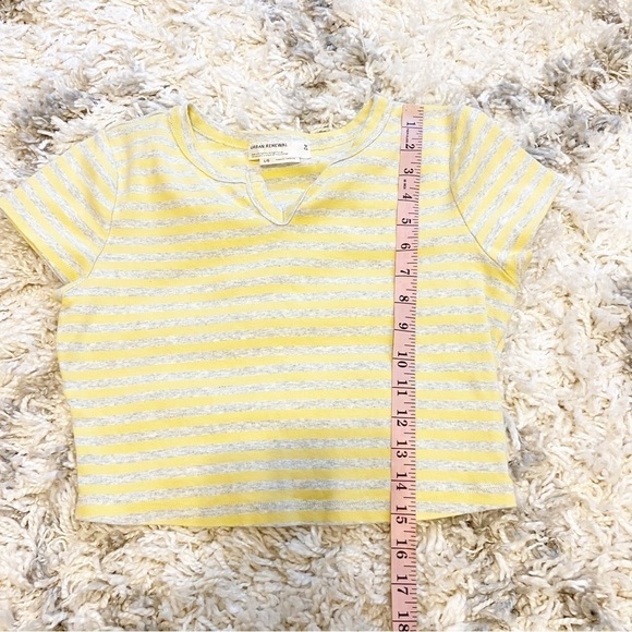 Urban Renewal | Stripped Cropped Y2K Style T-Shirt Size Large - Picture 8 of 8
